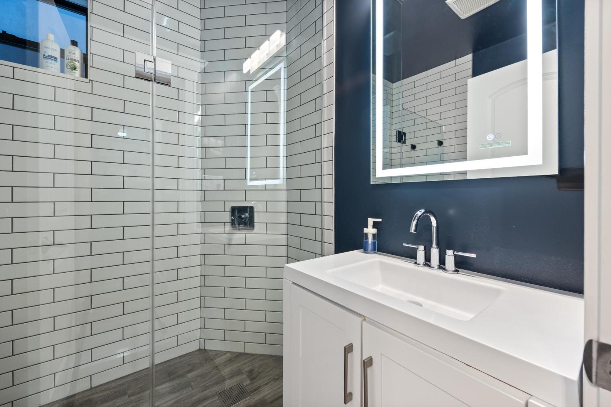 Wrigleyville Suites Chicago Exterior photo